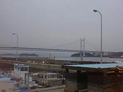 港から瀬戸大橋