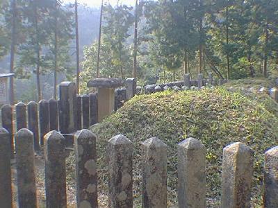 津田永忠の墓所１